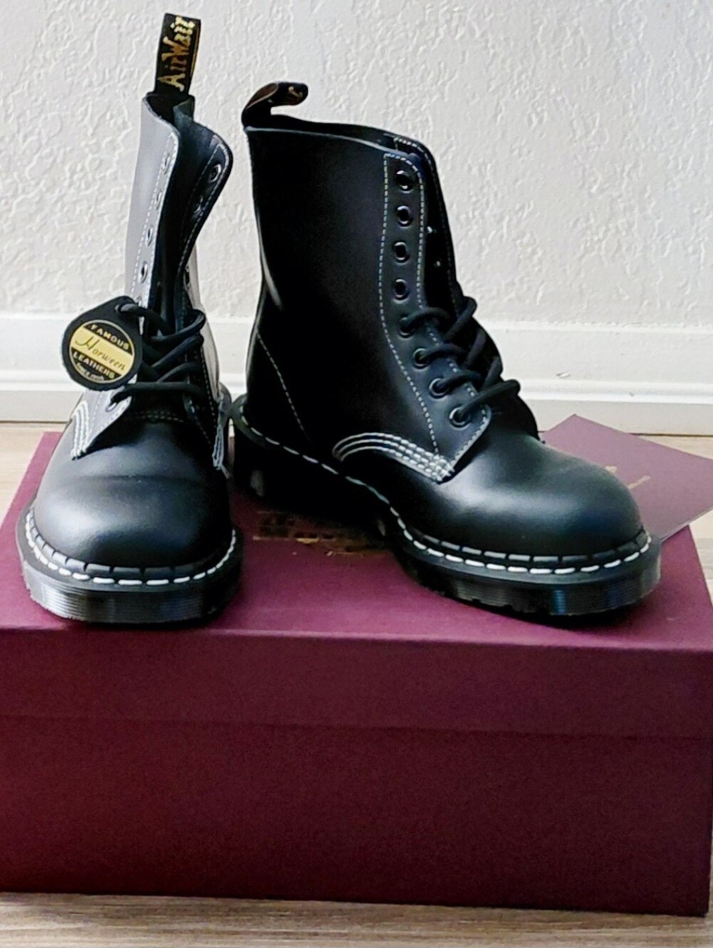 Dr. Martens Black Lace-up Leather Combat Boots 1460 Pascal